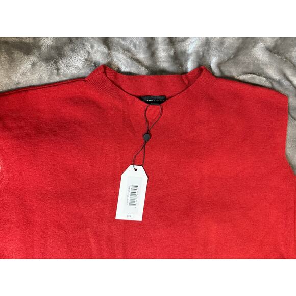 NWT Universal Standard Size 4XL (38-40) Red Crew High Neck Sweater Tank Shirt - Picture 4 of 9